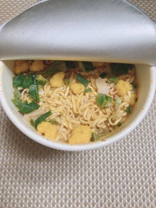 NISSIN 닛신 컵누들  4종 - 씨푸드오리지날, 씨푸드 스파이시, 씨푸드 커리, 씨푸드 XO소스 — 4점을 준 리뷰어가 2022년 4월 올린 사용 사진