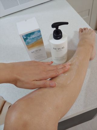레츄얼 더 센트 바디로션 시크릿 파라다이스(500ml) — 5점을 준 리뷰어가 2022년 10월 올린 사용 사진