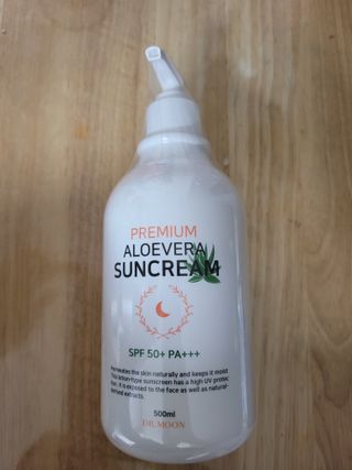 [닥터문] 프리미엄 알로에베라 선크림 500ml — 5점을 준 리뷰어가 2022년 6월 올린 사용 사진