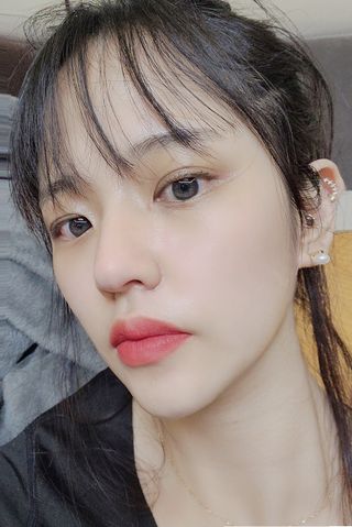 [블랙루즈] 에어 핏 벨벳틴트 시즌1 7종 중 택1+랜덤1 — 5점을 준 리뷰어가 2021년 1월 올린 사용 사진