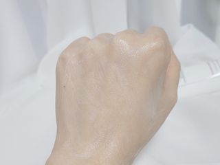 셀프 모이스처라이징 프로텍션 크림 셀프 모이스처라이징 프로텍션크림 — 4점을 준 리뷰어가 2022년 4월 올린 사용 사진