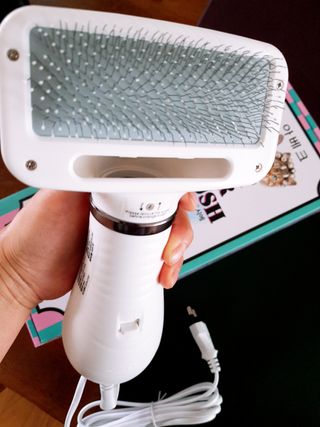 아베크 펫 강아지 고양이 애견 에어 브러쉬 드라이기 올인원 — 5점을 준 리뷰어가 2021년 7월 올린 사용 사진