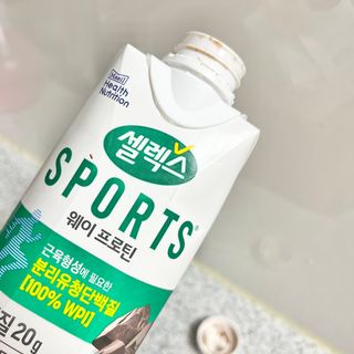 셀렉스스포츠 셀렉스 스포츠 드링크 초콜릿 _ 330ml x 12팩 — 4점을 준 리뷰어가 2021년 12월 올린 사용 사진