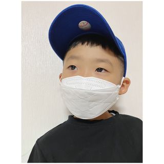 케이파이 나날마스크 [케이파이 나날] KF94 마스크 50매입 (개별포장) ,  여름에도 좋은 숨쉬기 편한 순수 국산 마스크 — 5점을 준 리뷰어가 2022년 8월 올린 사용 사진