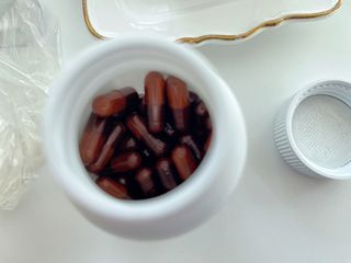 프리마인 홍삼의 강력한 에너지, 이제는 흡수율을 높인 최첨단 캡슐로 간편하게 초고속 충전하세요. — 5점을 준 리뷰어가 2022년 8월 올린 사용 사진