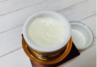 자민경 크레마카라콜 울트라 프로폴리스 하이드라 인텐스 크림 50ml — 4점을 준 리뷰어가 2021년 1월 올린 사용 사진