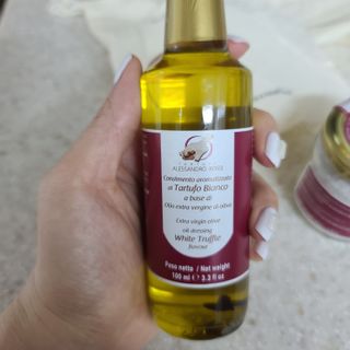 [딜리셔스코드] 타르투피 알레산드로 로시 트러플 소금 100g +트러플 오일 100ml set — 5점을 준 리뷰어가 2022년 4월 올린 사용 사진