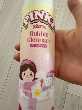 주식회사 권브라더스 [권브라더스] 목욕놀이 필수템, 핑키공주 유아버블클렌저 300ml 대용량 몽글몽글 구름 속 딸기향 — 5점을 준 리뷰어가 2022년 1월 올린 사용 사진