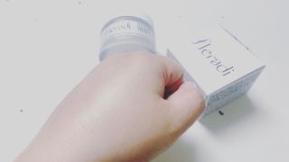 플레라디 에델바이스 인리치드 머랭 크림 — 5점을 준 리뷰어가 2021년 6월 올린 사용 사진