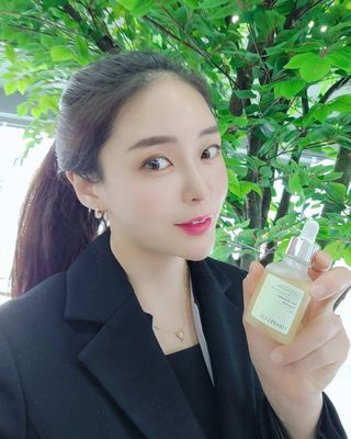 로자펠로 시카 앰플 50ml EGF 재생 미백 비타민 — 5점을 준 리뷰어가 2021년 2월 올린 사용 사진