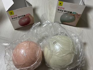 트라택 쿠셔닝 웨이트볼 0.5kg + 1kg SET — 4점을 준 리뷰어가 2022년 4월 올린 사용 사진