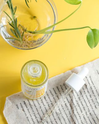 랑벨 비타 에너지 잡티 앰플 50ml 고농축 비타민, 저자극, 수분 촉촉, 미백 앰플 — 5점을 준 리뷰어가 2022년 3월 올린 사용 사진