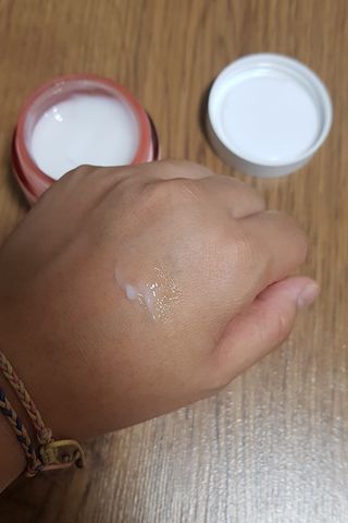 아이앤립 / EYENLIP 아이앤립 연어오일 리바이탈라이징 토너+앰플+크림 3종 세트 — 5점을 준 리뷰어가 2021년 7월 올린 사용 사진