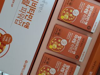 서울약사신협_내몸애발란스멀티비타민앤미네랄파워업_800mg x 90정 — 4점을 준 리뷰어가 2021년 8월 올린 사용 사진