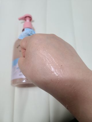 벨먼 내추럴스파 수분광채 스크럽 바디워시 600ml 5종 — 5점을 준 리뷰어가 2022년 5월 올린 사용 사진