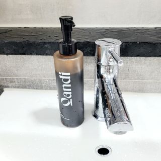 헤어플러스 콴디 플러피 클라우드 버블 팩 클렌저 — 5점을 준 리뷰어가 2021년 7월 올린 사용 사진