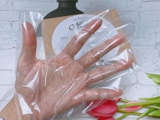 노플(NOPL) 노플 친환경 바이오 산화 생분해  항균 일회용 위생 비닐장갑 100매 + 지퍼백 소형, 대형 — 5점을 준 리뷰어가 2021년 10월 올린 사용 사진