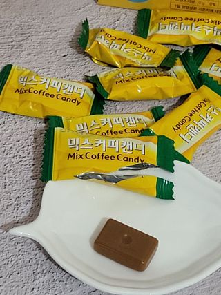 (주) 피치코리아 믹스커피캔디76g x2개입 — 4.5점을 준 리뷰어가 2022년 11월 올린 사용 사진