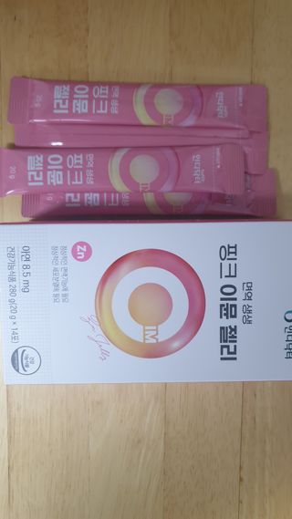 인디닥터 면역 생생 핑크 이뮨 젤리 + 타이탄 BCAA 프로틴 젤리스틱 — 4점을 준 리뷰어가 2022년 3월 올린 사용 사진