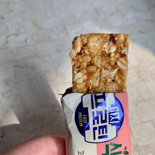 이지프로틴바 3종x각 2ea (고단백질바, 멀티단백질바, 식물성단백질바) — 5점을 준 리뷰어가 2024년 3월 올린 사용 사진