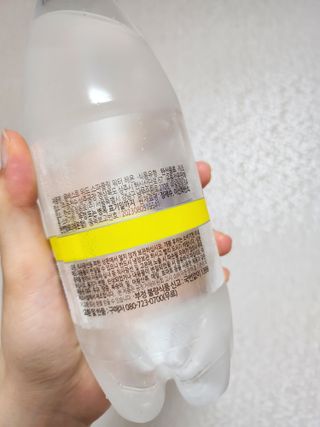 몽베스트 Montbest with Sparkling water 플레인/라임/레몬 20병(랜덤) — 5점을 준 리뷰어가 2024년 5월 올린 사용 사진