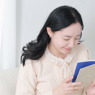 [윙블링] 14k post 누노 더블 체인 베이직 원터치 링귀걸이 — 5점을 준 리뷰어가 2025년 1월 올린 사용 사진