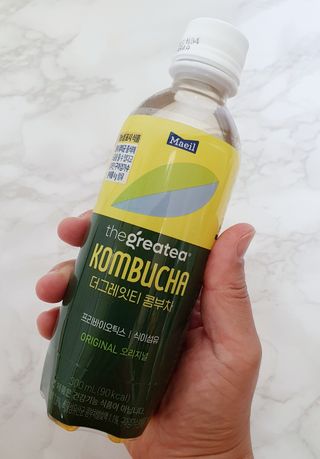 더그레잇티 콤부차 300ml *12개입 (오리지널 6개+베리리치 6개) — 4점을 준 리뷰어가 2022년 7월 올린 사용 사진