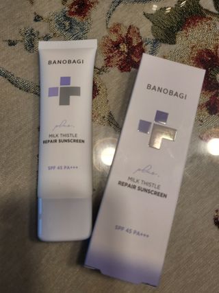 바노바기 코스메틱 바노바기 밀크씨슬 리페어 시카 선스크린 플러스 50ml — 5점을 준 리뷰어가 2023년 2월 올린 사용 사진