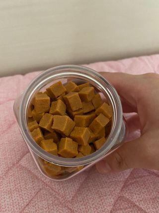 페페로니 진짜 오메가3 연어+소고기 180g+180g — 5점을 준 리뷰어가 2021년 7월 올린 사용 사진