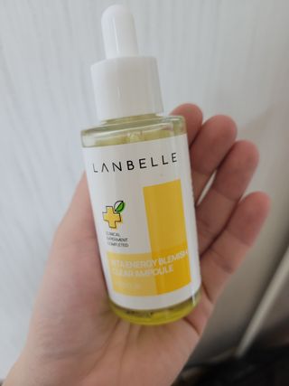 랑벨 비타 에너지 잡티 앰플 50ml 고농축 비타민, 저자극, 수분 촉촉, 미백 앰플 — 5점을 준 리뷰어가 2022년 4월 올린 사용 사진