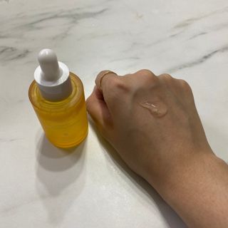 체르엠 스템앤셀 비타민 브라이트닝 에센스 30ml 1개 — 5점을 준 리뷰어가 2021년 9월 올린 사용 사진