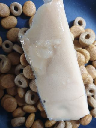 페페로니 맛있는 스틱 - 무항생제 닭고기 15개 + 원양선 참치 15개 — 5점을 준 리뷰어가 2021년 10월 올린 사용 사진