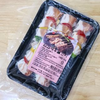 [다물꼬치] 삼겹새우롤꼬치 5개입 350g  + 데리야끼소스 120g + 매운고추소스 120g — 5점을 준 리뷰어가 2021년 10월 올린 사용 사진