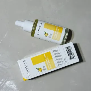 랑벨 비타 에너지 잡티 앰플 50ml 고농축 비타민, 저자극, 수분 촉촉, 미백 앰플 — 4점을 준 리뷰어가 2022년 4월 올린 사용 사진