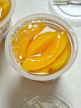 돌 MF[Dole] 파인애플컵/망고컵/복숭아컵 198g 6입X1박스 (맛 1가지 랜덤 발송) — 5점을 준 리뷰어가 2023년 5월 올린 사용 사진