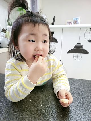 미즈꼬레아 치즈맛 누룽지크리스피 — 5점을 준 리뷰어가 2022년 2월 올린 사용 사진