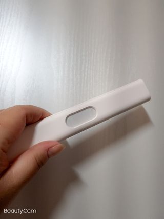 아카라 어두울 때만 켜지는 스마트 무선 센서등 — 4점을 준 리뷰어가 2021년 10월 올린 사용 사진