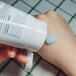 랑벨 수퍼내츄럴 아쿠아 수딩 크림 100ml — 5점을 준 리뷰어가 2022년 5월 올린 사용 사진
