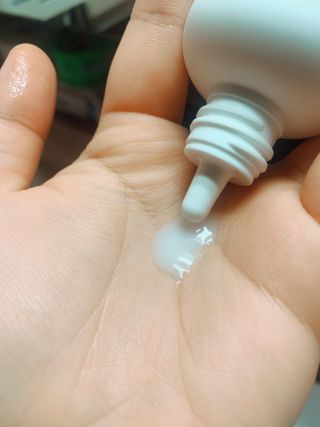 리더스코스메틱 리더스 카밍 바이오틱스 에센스 워터 — 5점을 준 리뷰어가 2021년 2월 올린 사용 사진