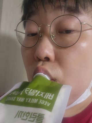 클린24시간  클린한끼 쉐이크 1세트 (5개) — 5점을 준 리뷰어가 2023년 7월 올린 사용 사진