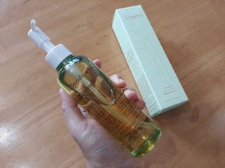스킨큐어 산다화 순한 클렌징 동백 오일 200ml — 5점을 준 리뷰어가 2023년 8월 올린 사용 사진