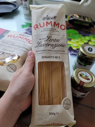 이탈리안 프리미엄 파스타 룸모 Rummo 파스타 2종 + 바질 페스토 + 블랙 트러플 페이스트 — 5점을 준 리뷰어가 2021년 7월 올린 사용 사진