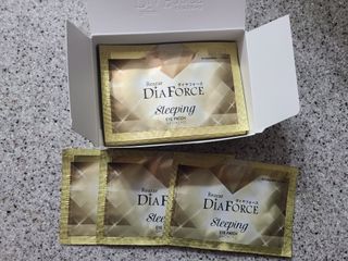 건강누리인터내셔날 레아라 다이아포스 슬리핑 아이패치 골드 & 물광 아이패치 [14회분/총 28매] — 4점을 준 리뷰어가 2022년 7월 올린 사용 사진