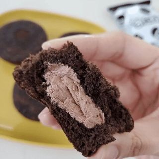 롯데제과 까망카스타드 더블초코 — 5점을 준 리뷰어가 2021년 5월 올린 사용 사진