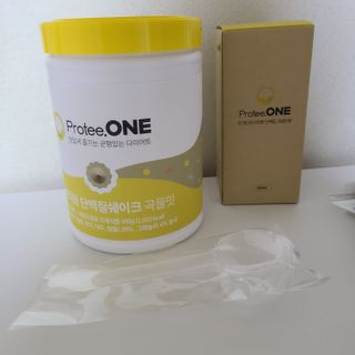 프로티원 단백질쉐이크 곡물맛 2주분 1통+보틀 — 4점을 준 리뷰어가 2021년 5월 올린 사용 사진