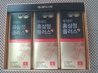 서울약사신협_투데이홍삼정플러스스틱_10g x 30포 — 5점을 준 리뷰어가 2021년 7월 올린 사용 사진
