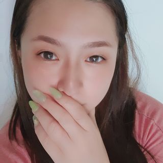데싱디바 글레이즈 젤네일 별빛유리네일 6종_랜덤발송 — 5점을 준 리뷰어가 2021년 8월 올린 사용 사진
