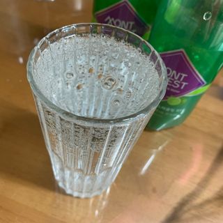 몽베스트 Montbest with Sparkling water Lime20병 — 5점을 준 리뷰어가 2021년 10월 올린 사용 사진