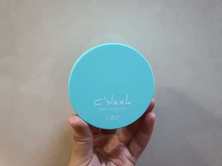 리즐리 씨슬릭 톤업 쿨링 쿠션 15g — 3점을 준 리뷰어가 2021년 7월 올린 사용 사진