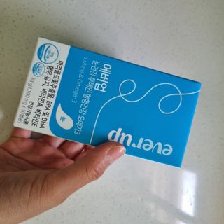 [몸엔용] 에버업 멀티비타민&미네랄, 눈건강 루테인 혈행건강 오메가3, 면역 프로바이오틱스 3종 택1 — 5점을 준 리뷰어가 2022년 4월 올린 사용 사진